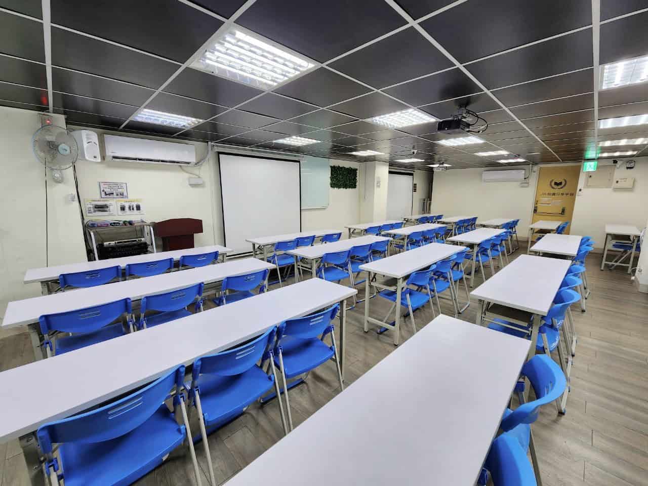 CLBC台北重南2館A教室-教室型排列